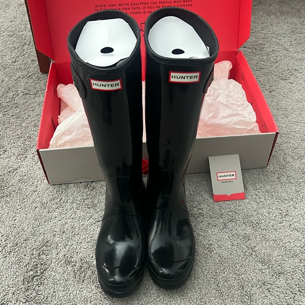 Hunter Original Tall Gloss Rain Boots Black size 9 FLEECE PAIR HUNTER BOOT SOCKS